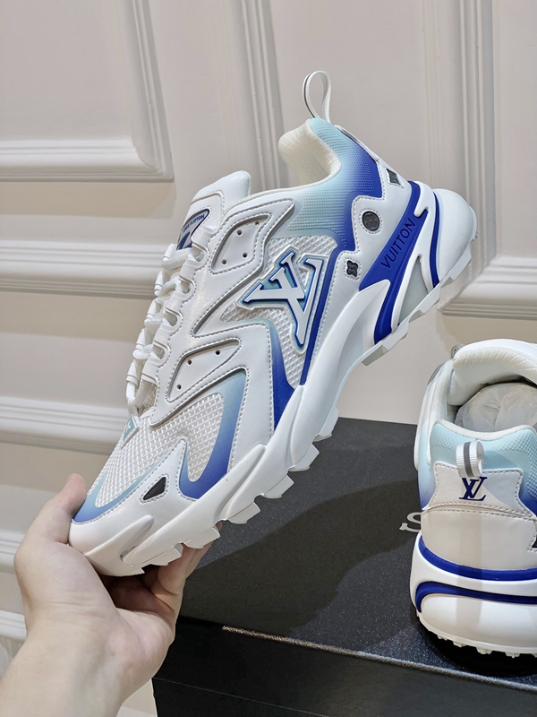 ルイヴィトン靴着用イメージ